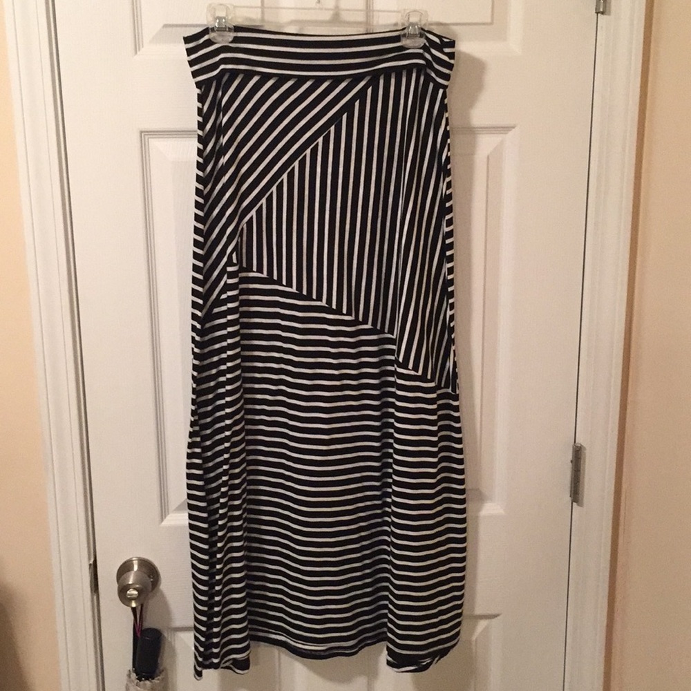 Black and white striped maxi skirt